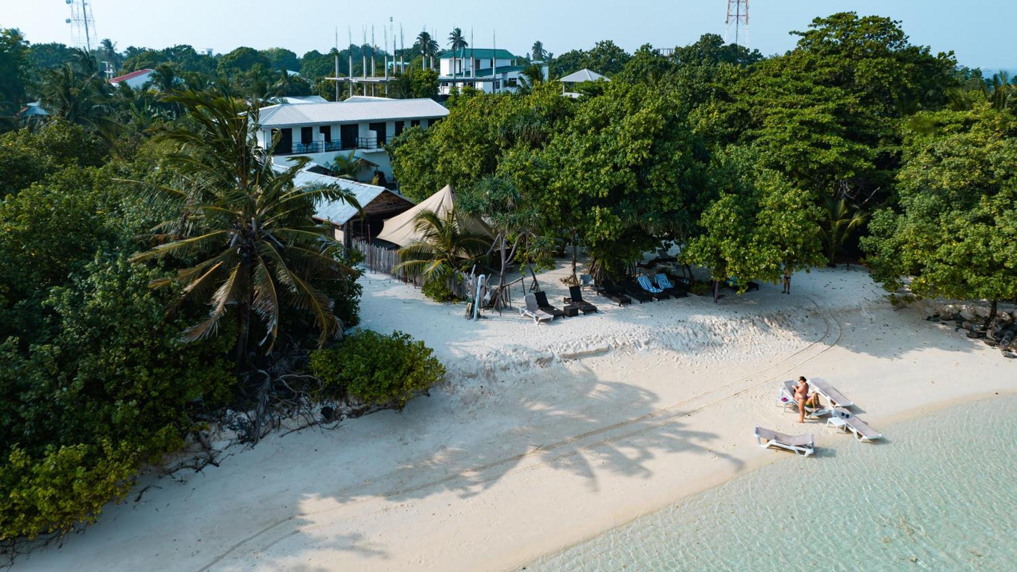 Tranquila Beach Hotel Rasdhoo Экстерьер фото