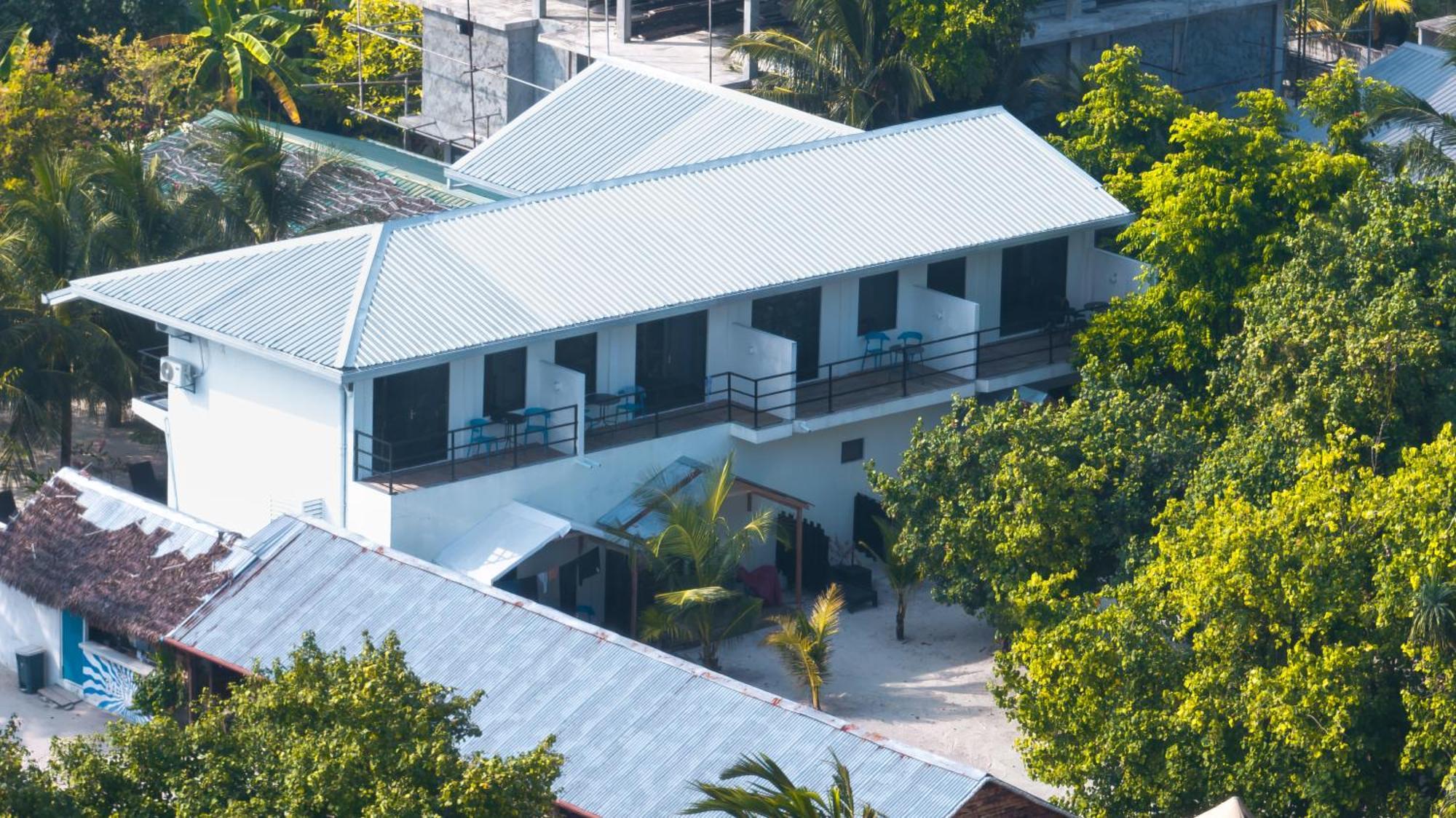 Tranquila Beach Hotel Rasdhoo Экстерьер фото