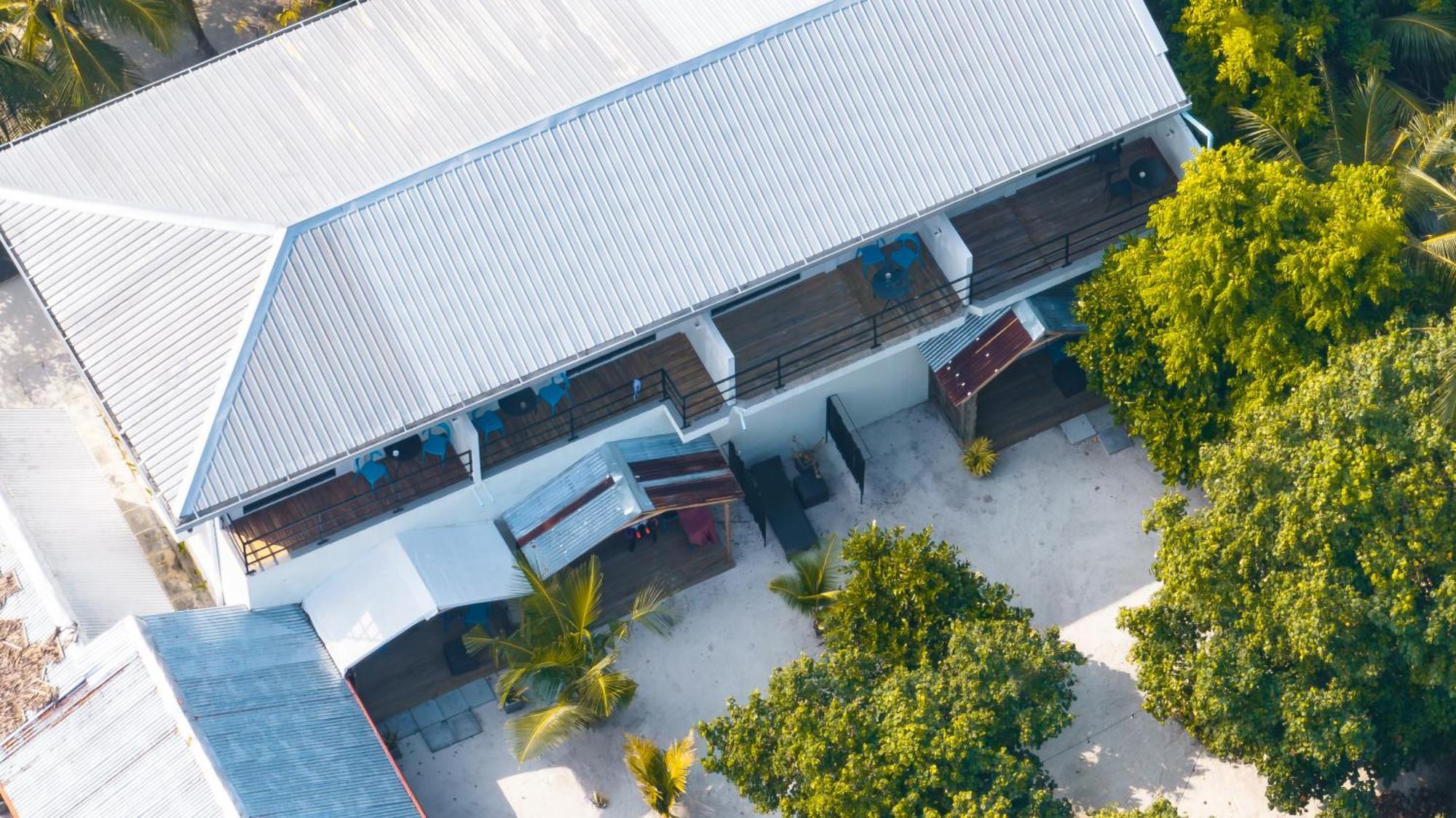Tranquila Beach Hotel Rasdhoo Экстерьер фото